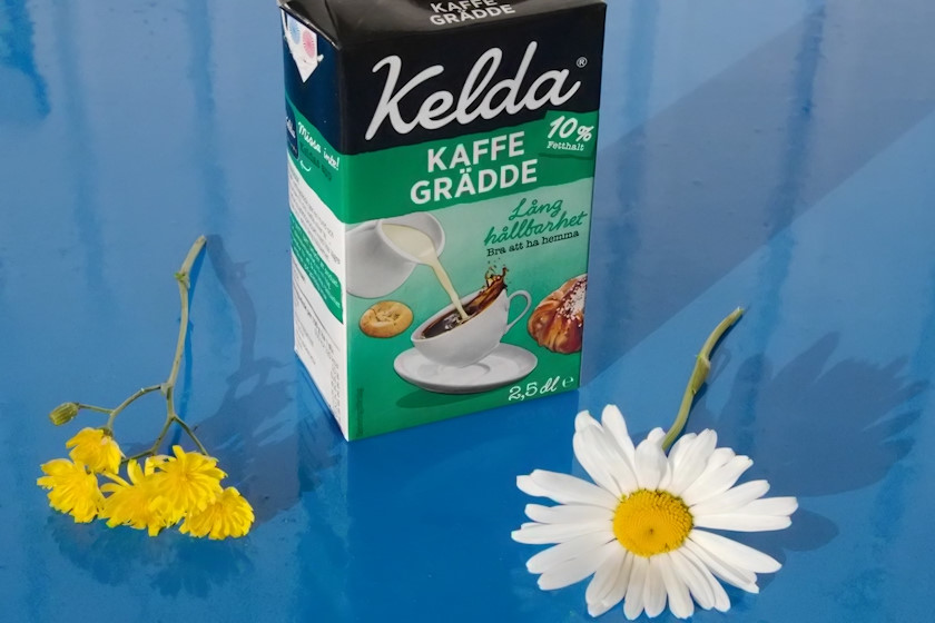 Förpackning med Kelda kaffegrädde från Arla [foto: Henrik Hemrin]